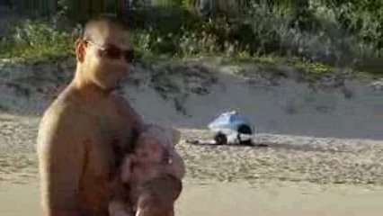 Sur la plage des Salines avec papa