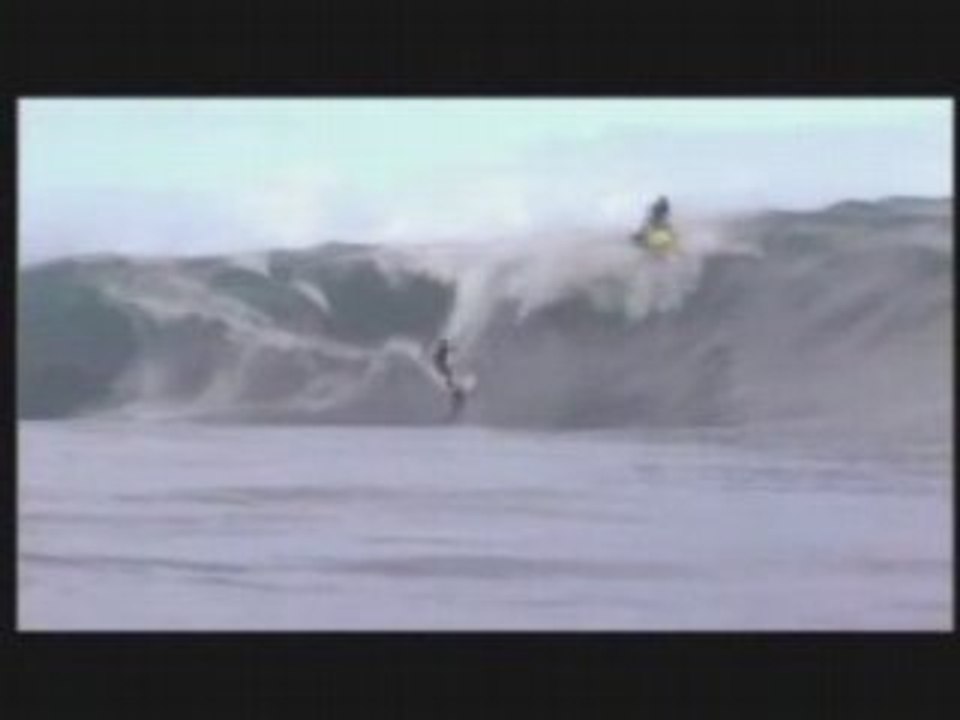 Teahupoo_01640x480_mp4001