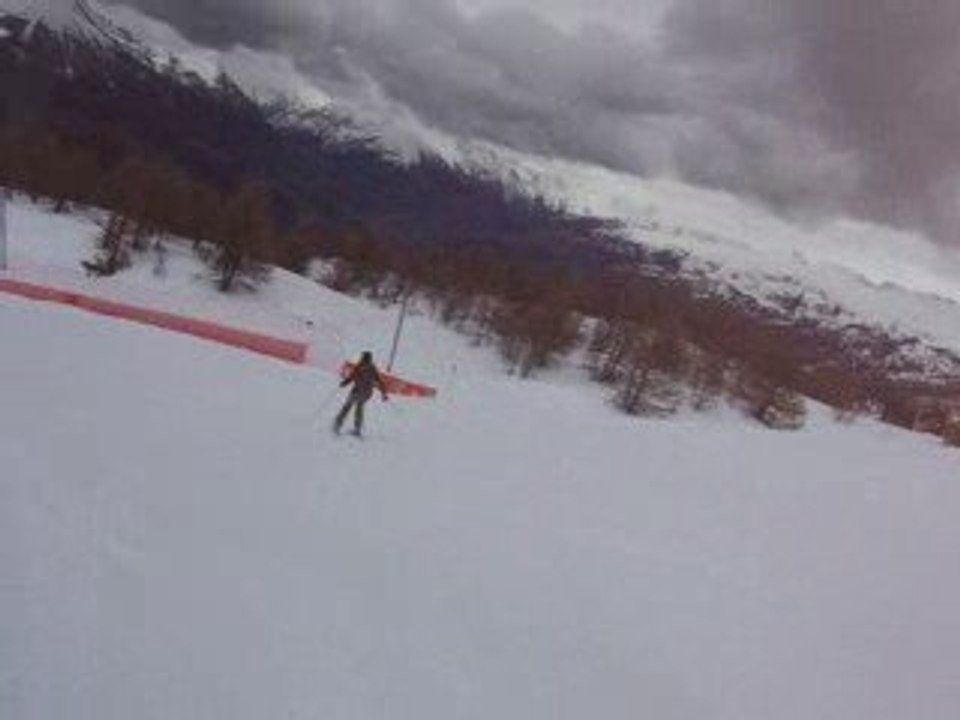 Les fous de Pra-Loup : Snowboard sur les cretes 19/04/2009