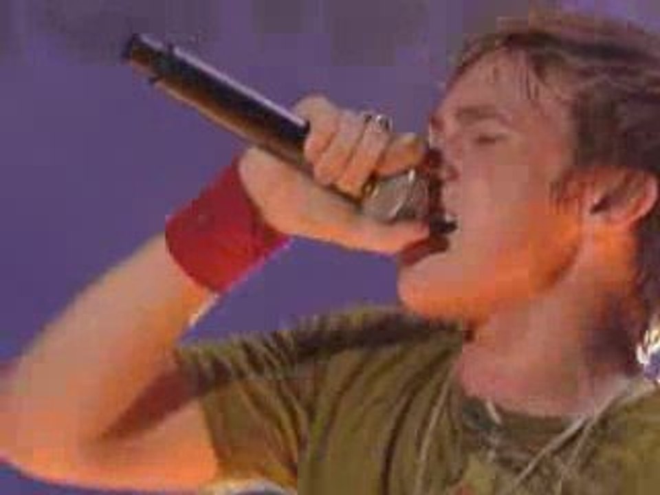 Jesse McCartney - Right Where You Want Me (Live)