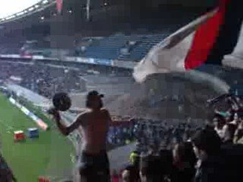 PSG - LE HAVRE saison 2008/2009 JOIE SUR LE 1er BUT