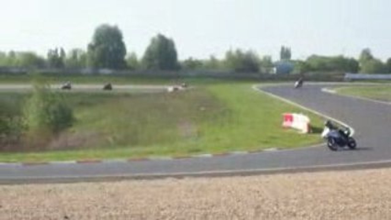 Circuit carole 21avril 2009 sv 650 s jakièce 4