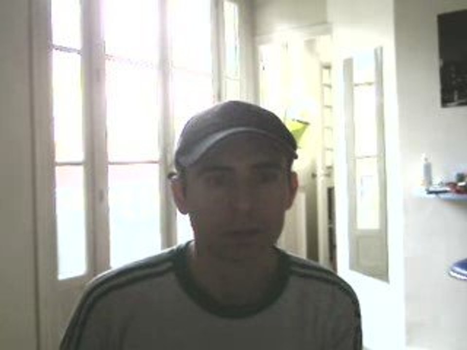 Wiwi égratigne "Le pouvoir des fleurs"