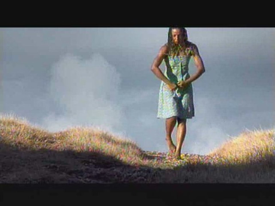 Le Pays à l'envers Bande annonce