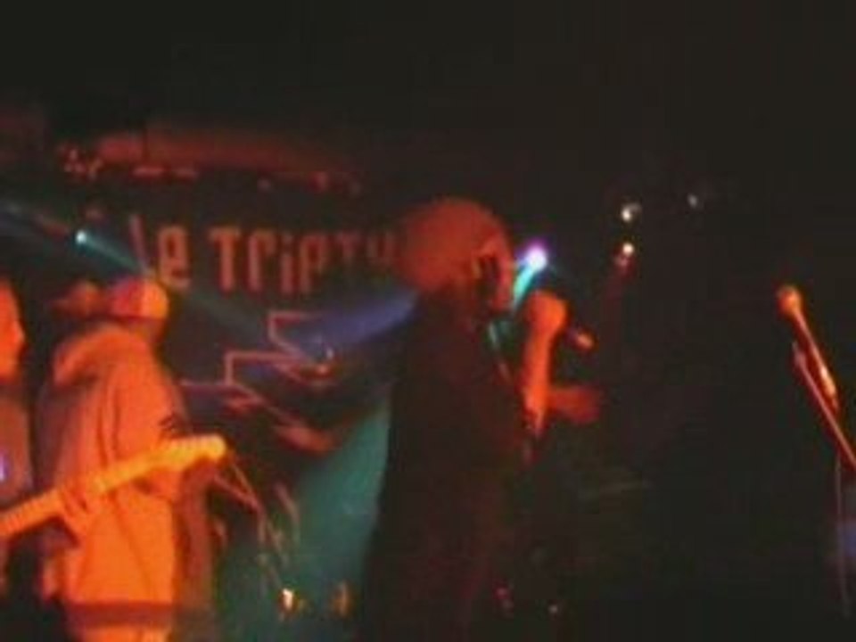 Lyricson et black unite en concert a voir c une tuerie!!!!!!