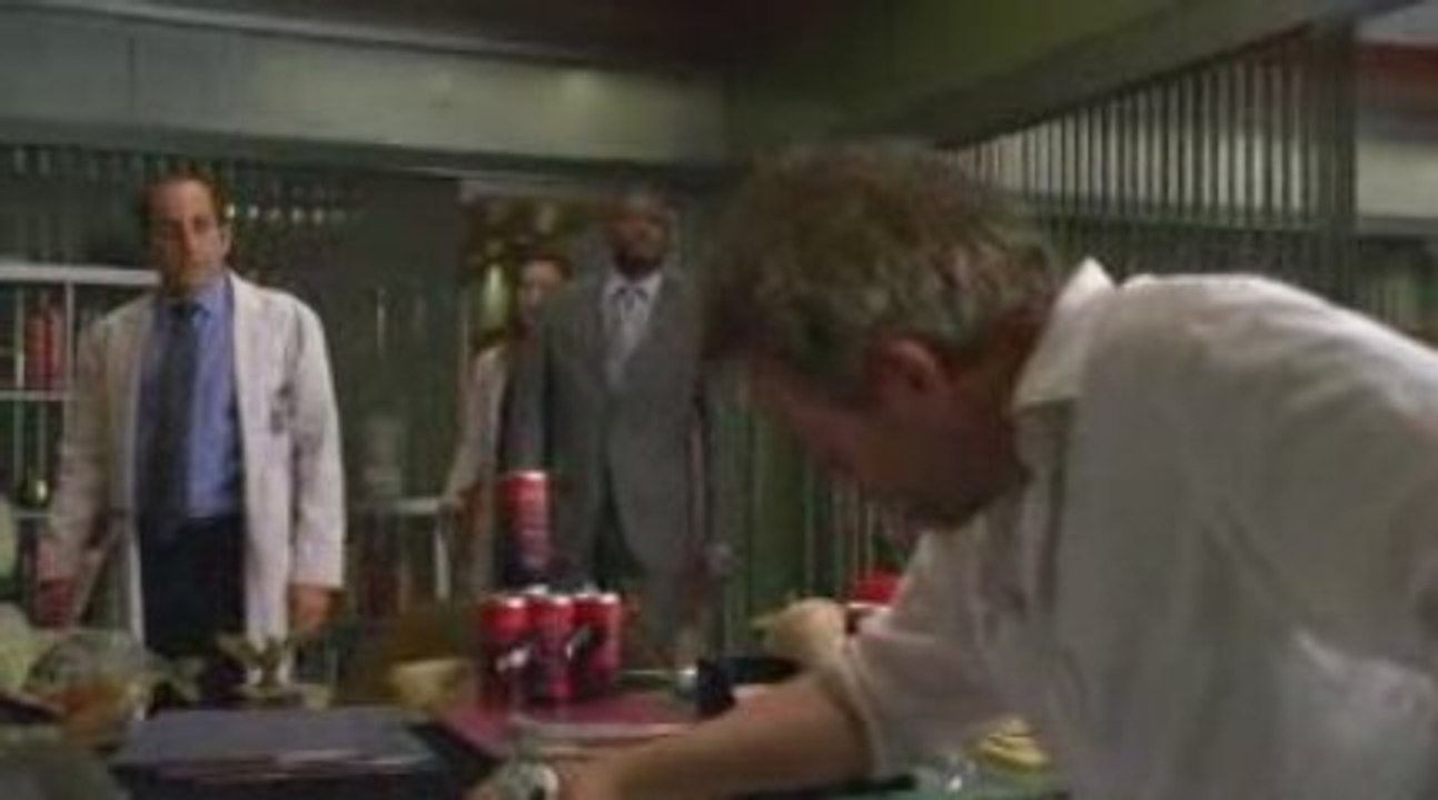 House 5x22 "House Divided" - Promo 2