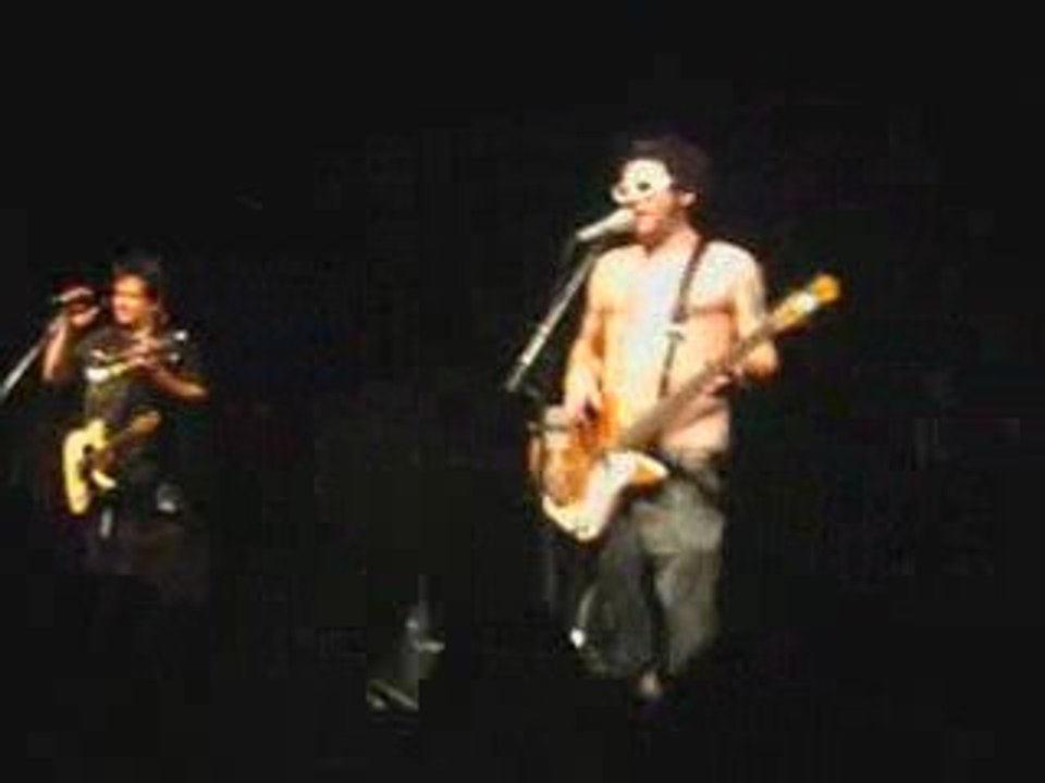 NOFX Live au Bataclan Paris 23 Avril 2009