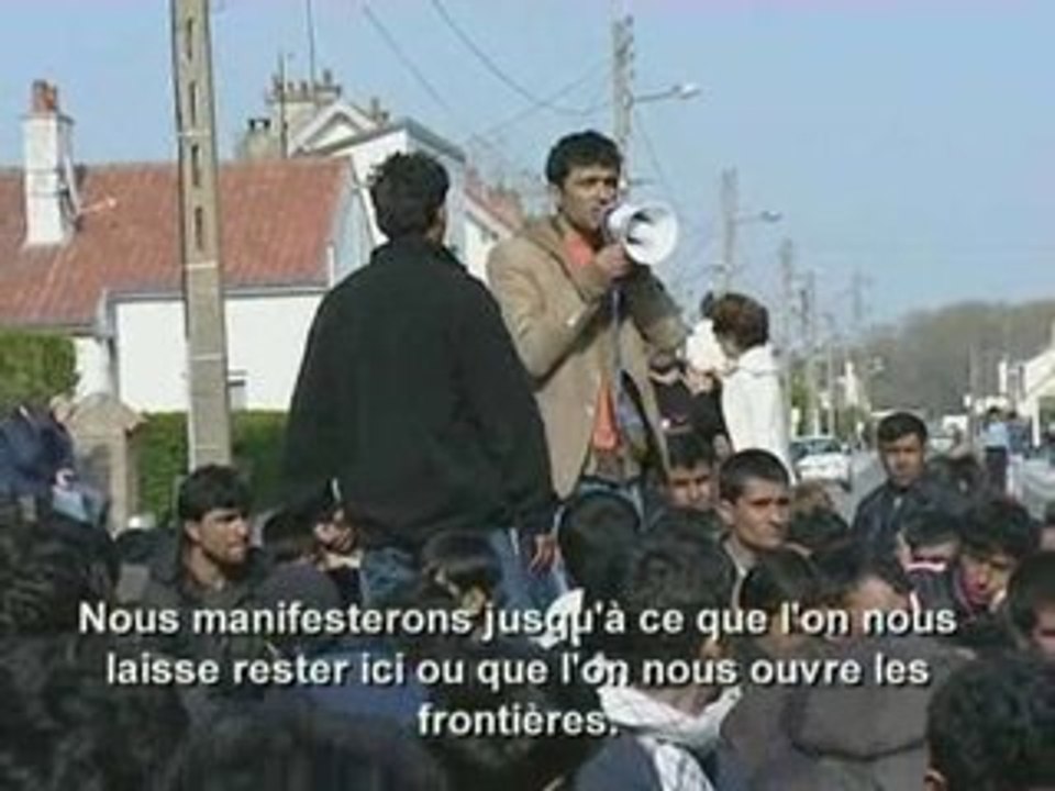 Pendant la visite d'Eric Besson à Calais  23 mars 2009