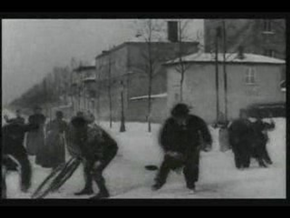 Les Frères Lumière - 1896 - Bataille de Boules de Neige
