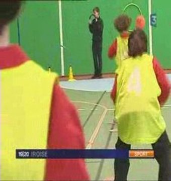 2eme partie reportage sur le Hand 1er pas - Club de Plouvien