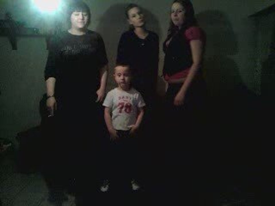 Lydiiiiaa , Jooordaan , Esteellee &. iiOo