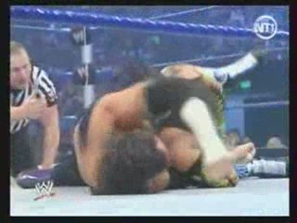 Catch jeff hardy vs matt hardy match de la civière