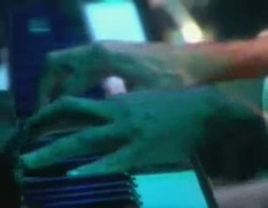 Daniel Powter Bad day  (live)_xvid