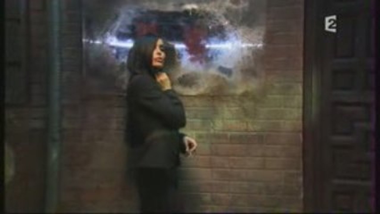 Jenifer chante Travesti