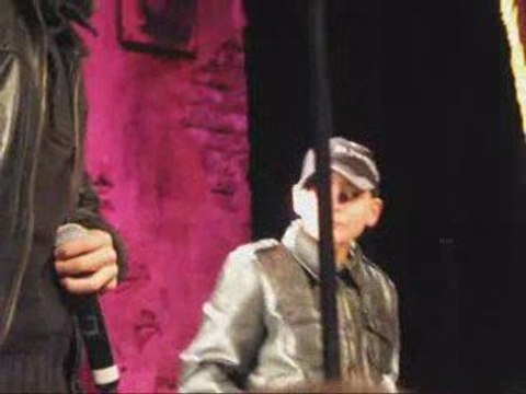 DJAMBOY- MONTAGE DE ZIKS OU DJAMBOY EST EN CONCERT