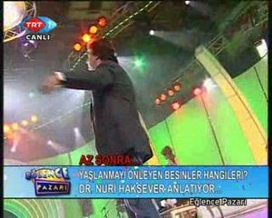 Kubat - Yarim Senden Ayrılalı ( TRT 1 Eğlence Pazarı)