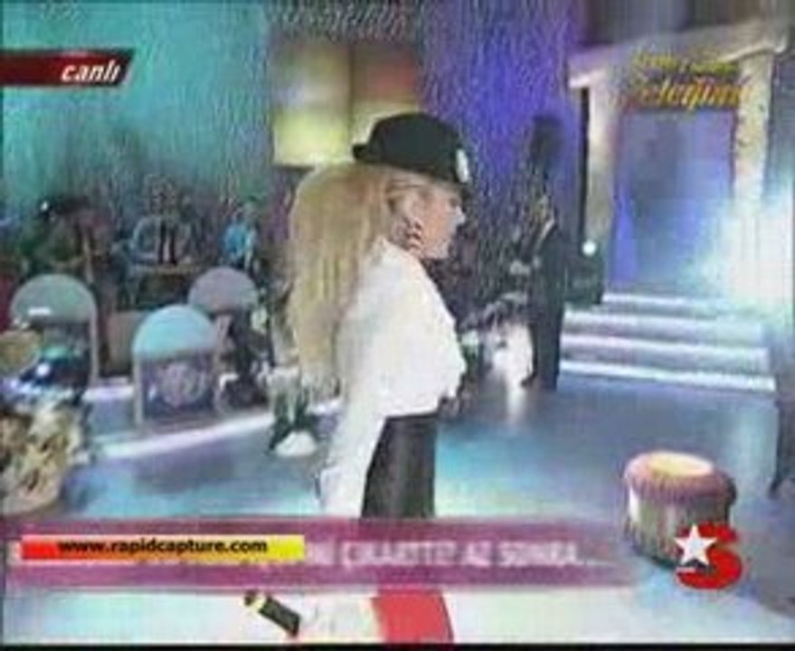 Petek Dinçöz  Deyme Keyfime Deyme