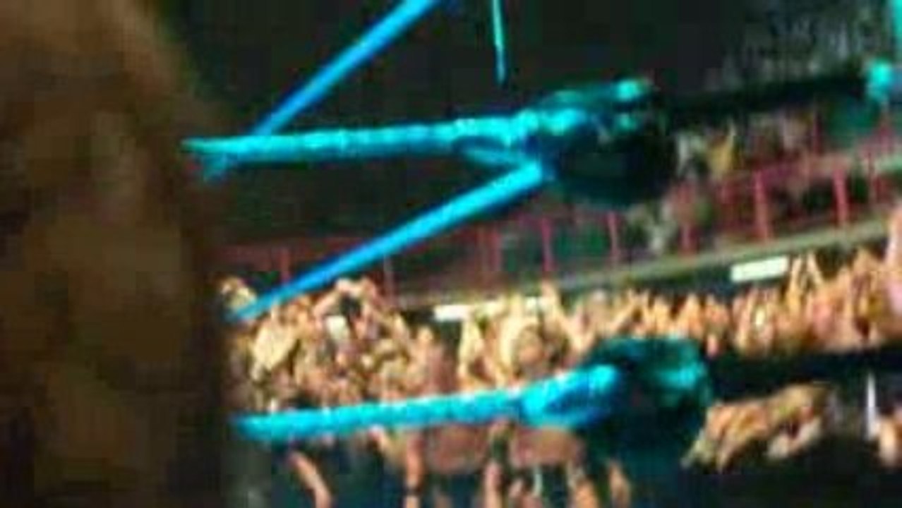 wwe smackdown à Geneve: Entrée de HHH