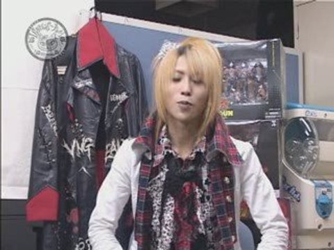 Visual Kei Magazine vol 2 2/3