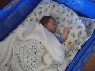 Rafael qui attend le retour de sa maman