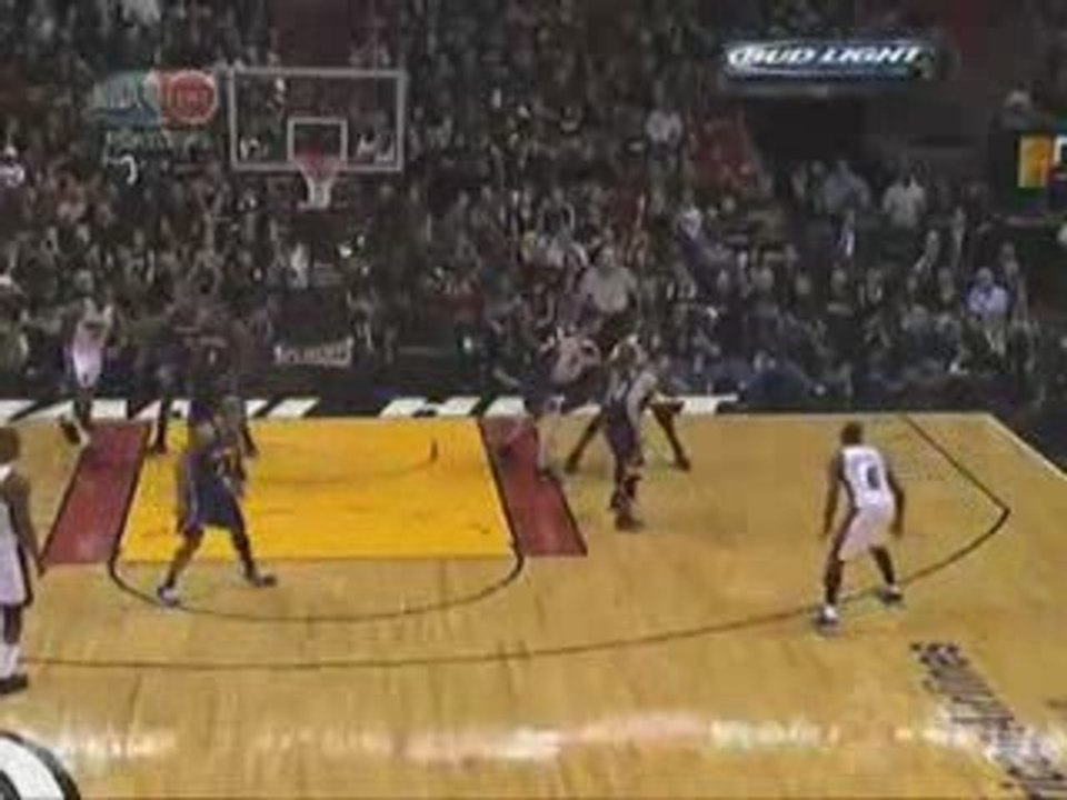 Dwyane Wade Cuts, Receives, and Slams