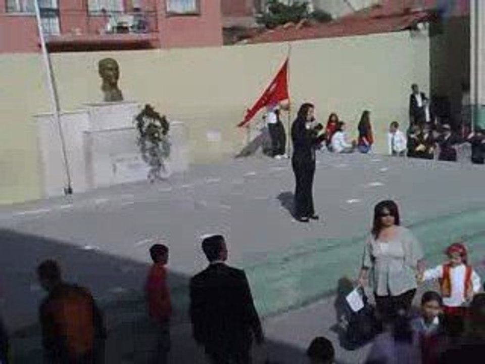 7- 1-b gözde ayyayla şiir