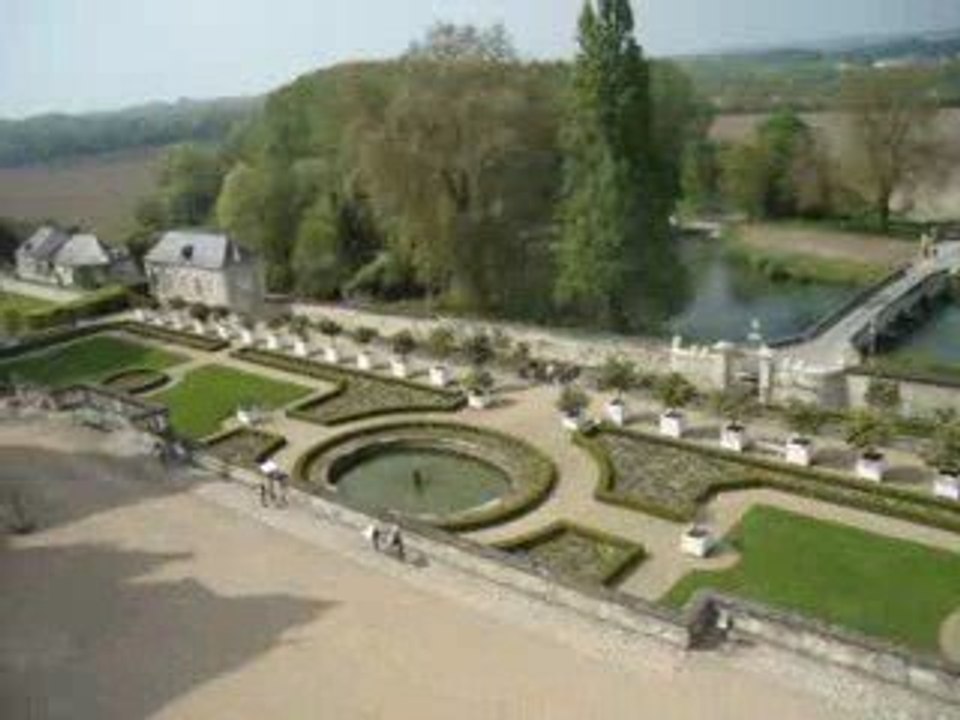 Chateau de la belle au bois dormant