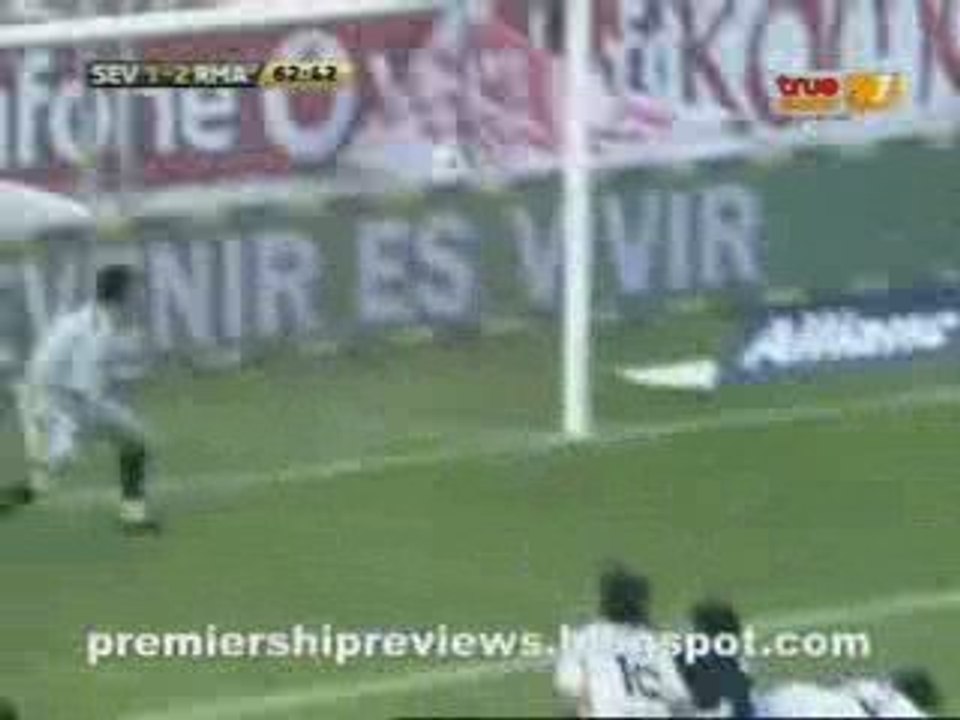 FC SEVILLE 1-2 REAL MADRID RAUL