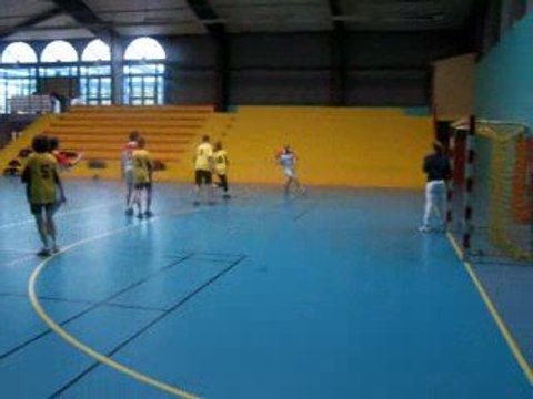 Petite remontée de terrain avec un tir de gilles