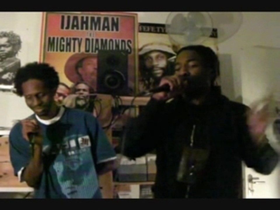 Soundboy video by Gwada & Dezod 2009 mv2s prod reggae