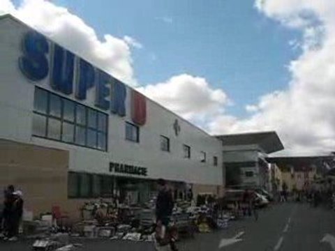 Saint Sébastien sur Loire : vide greniers