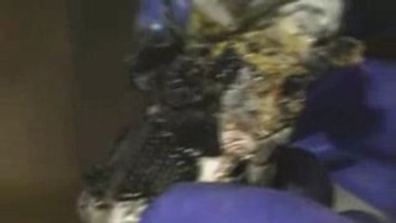 is it a good idea to microwave led displays?