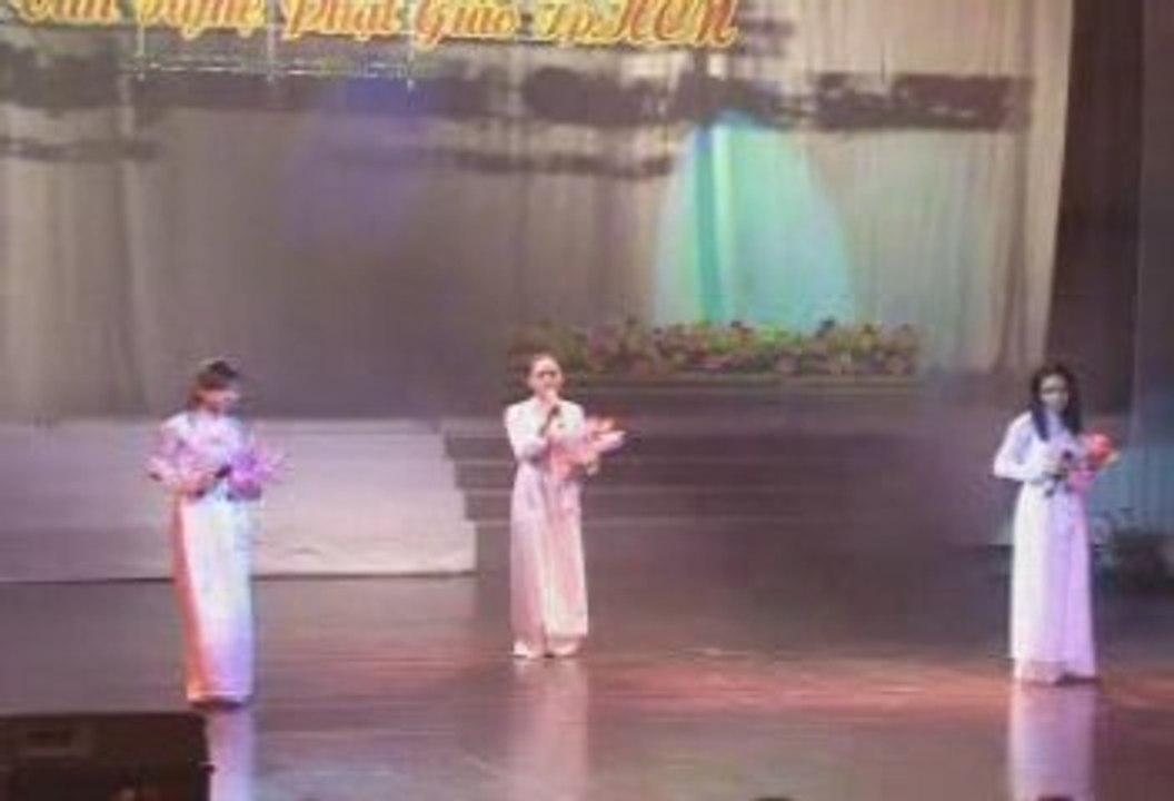 Tam Ca : Em Đi Lễ Chùa