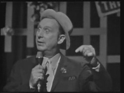 CHARLES TRENET 1967 LE JARDIN EXTRAORDINAIRE CLIP LIVE ORTF