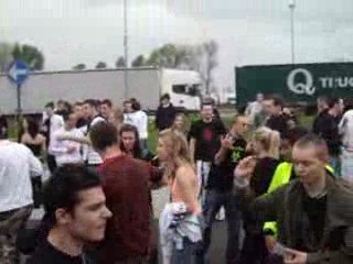 Posage de son pour le voyage In Qontrol, sur une aire belge