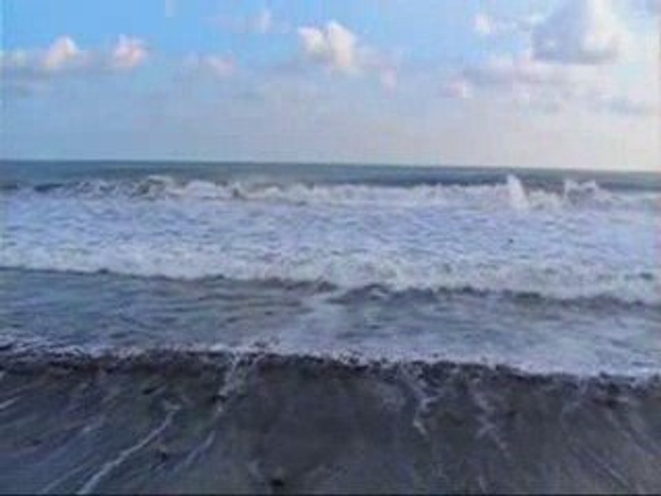 LA INCONDICIONAL PLAYA LA LIBERTAD EL MAJAHUAL