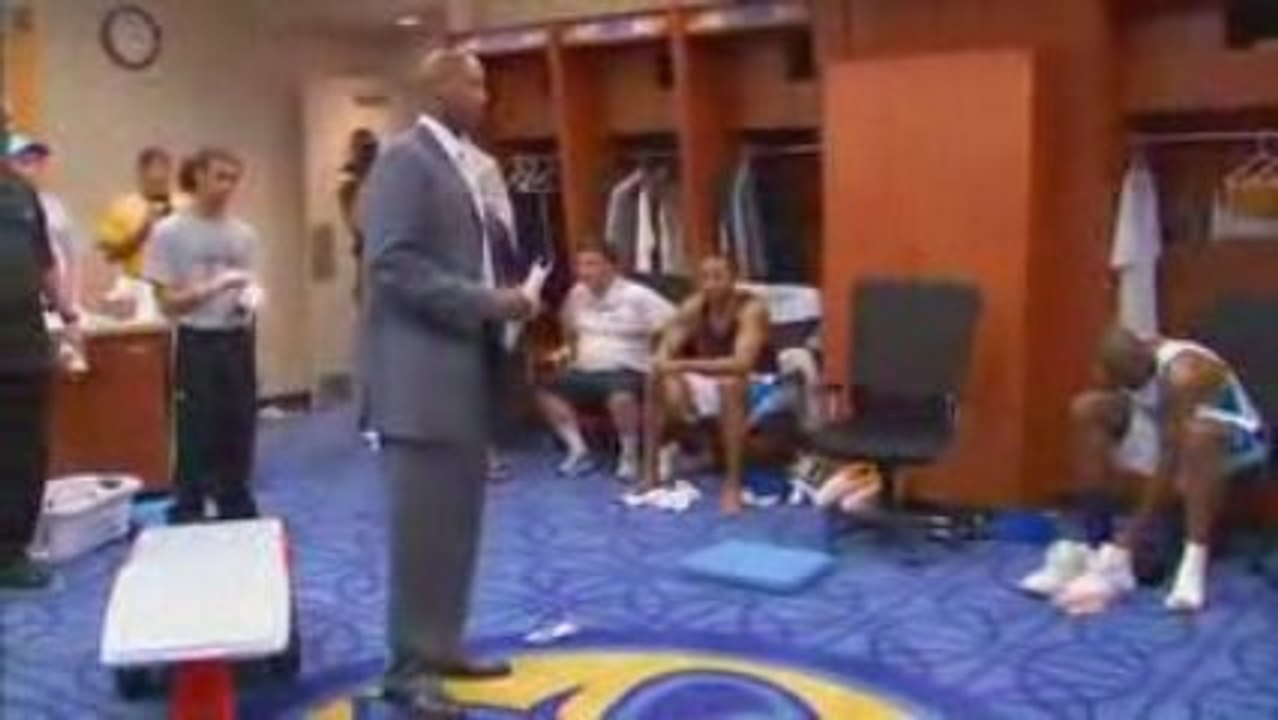 Byron Scott talks to Hornets after Game 3 Win
