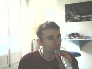 Wiwi égratigne "Nuit"