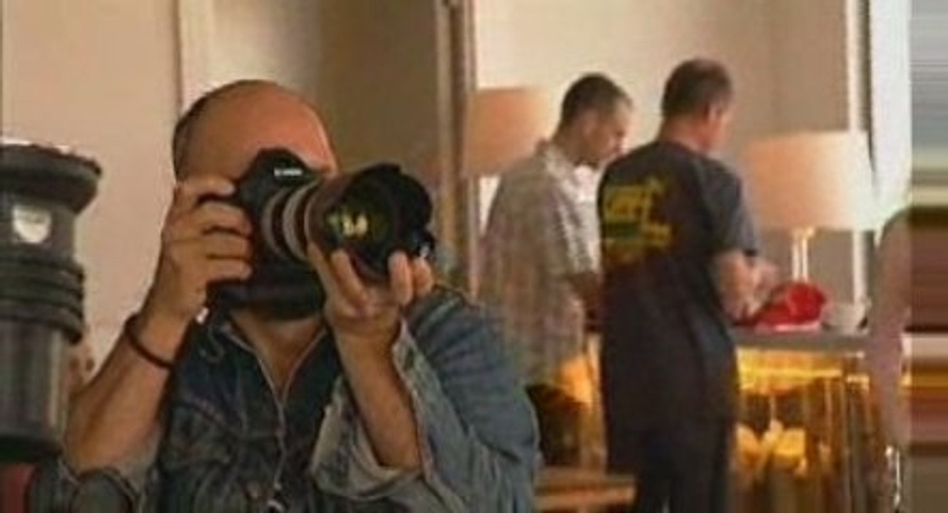 200195ivdroll270409_2