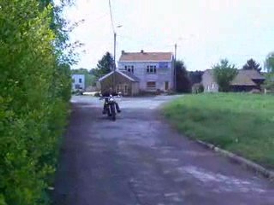 mon shadow 1100