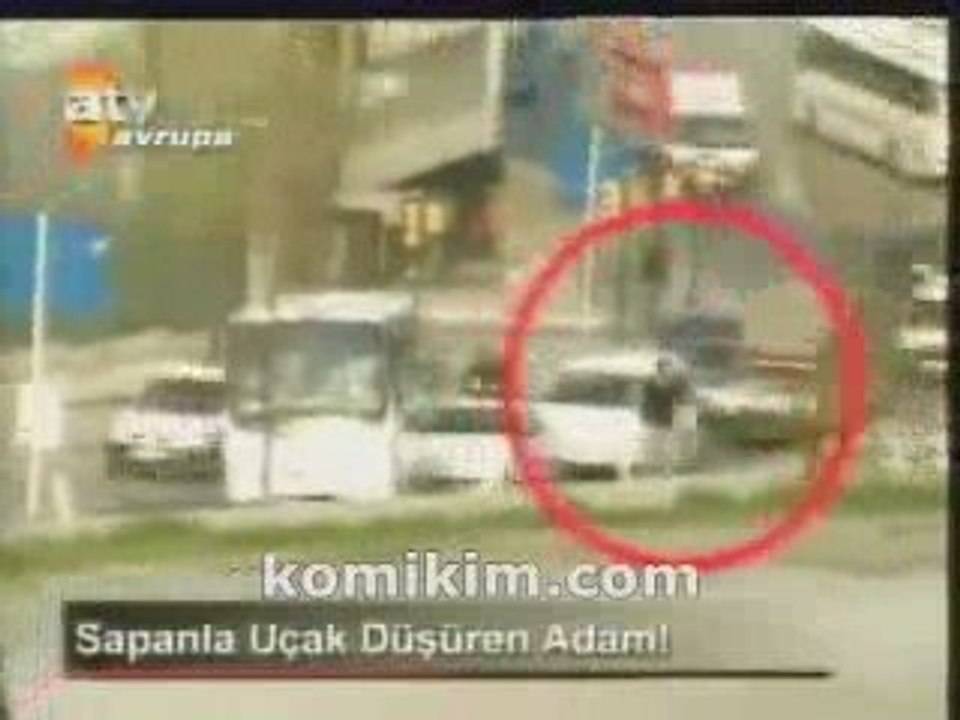 Sapanla_Ucak_Dusuren_Adam