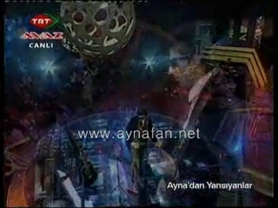 Yağmura Yürüyorum