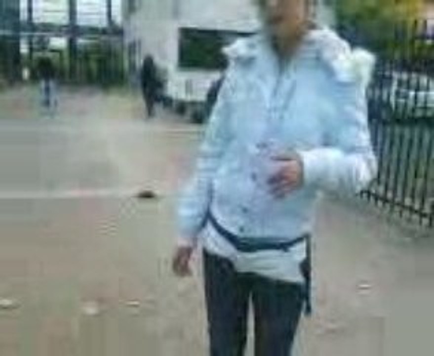 Arrete de me filmer