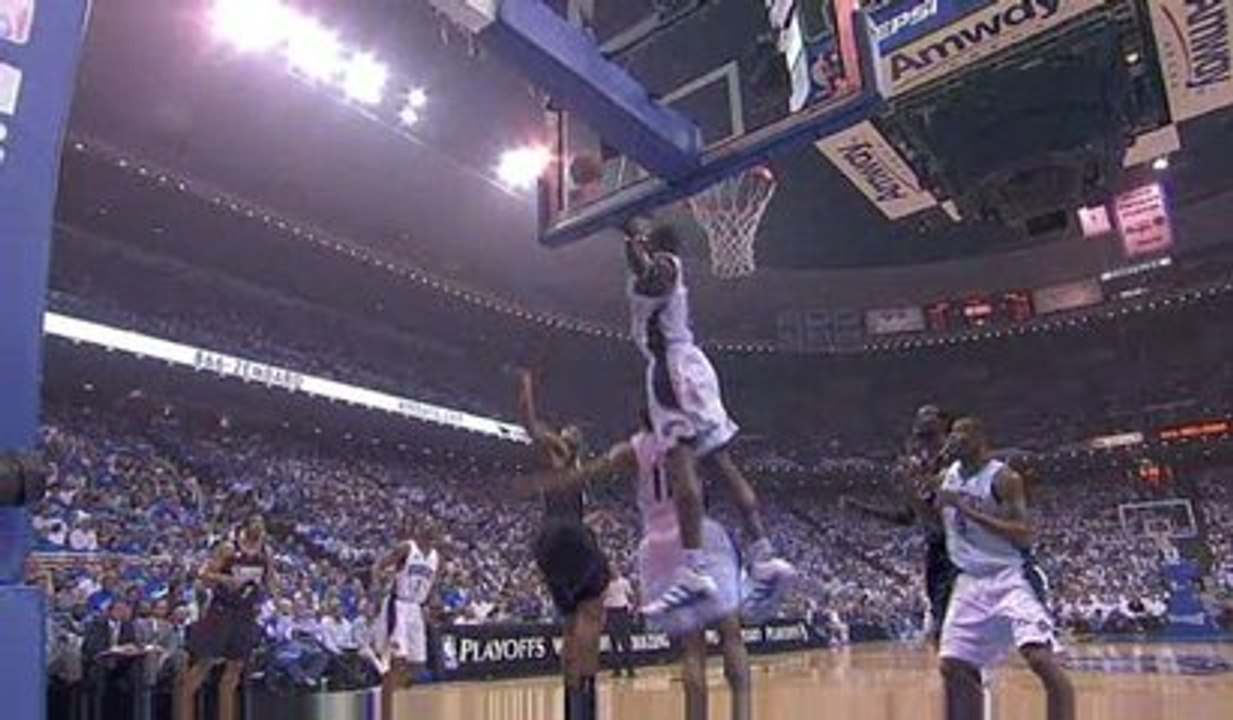 NBA D-Howard blocks Willie Green's floater for...
