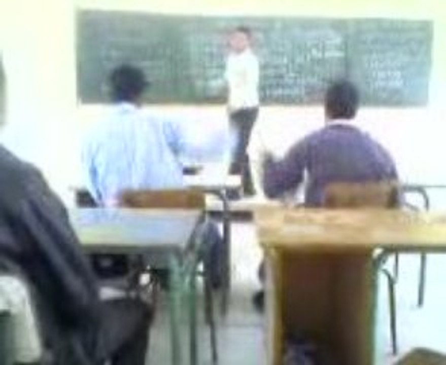 En classe