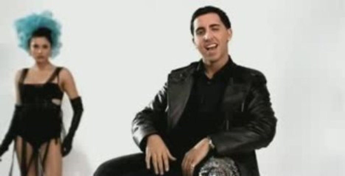 Akon Feat. Colby O'Donis and Kardinal Offishall - Beautiful