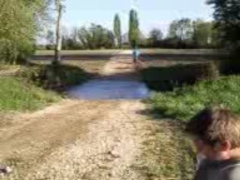 Moi a la riviere avec xp6