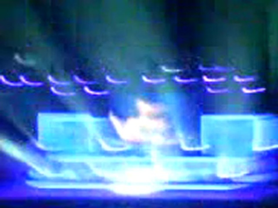MOV01077