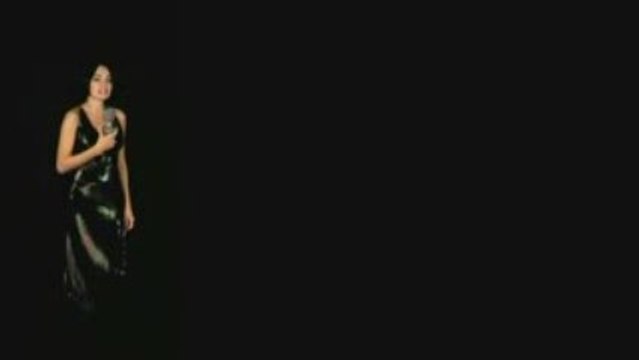 Özgü Namal - Çapkın Kız