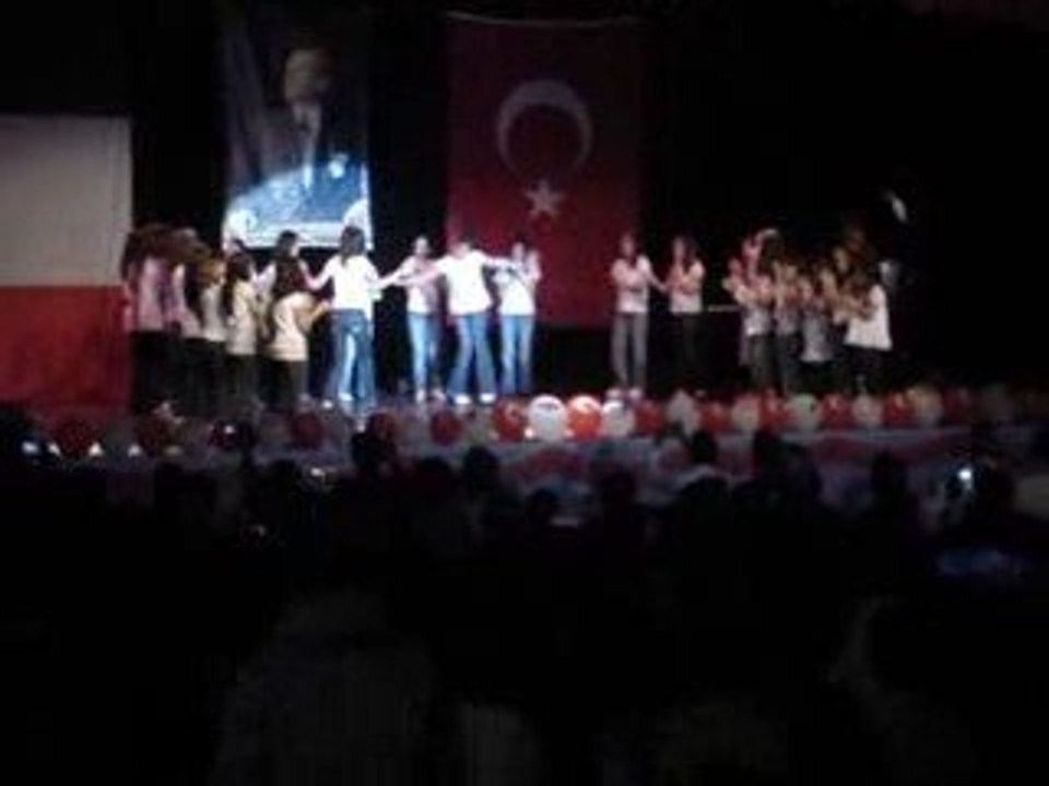 ACSFT YAN YANA kucukler kolbasti oynuyor 23 NISAN